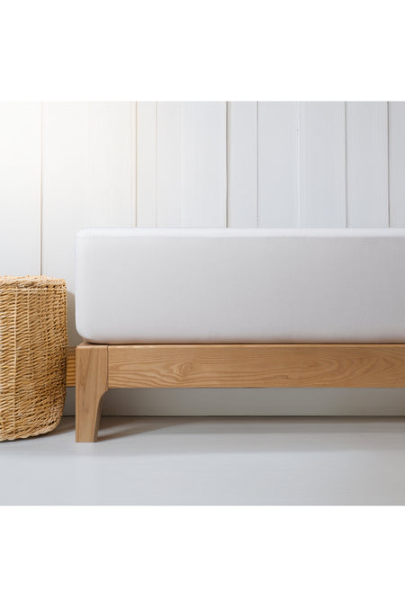 Yatsan Velfont Mekong Waterproof Bamboo Mattress Protector - MALLTURK