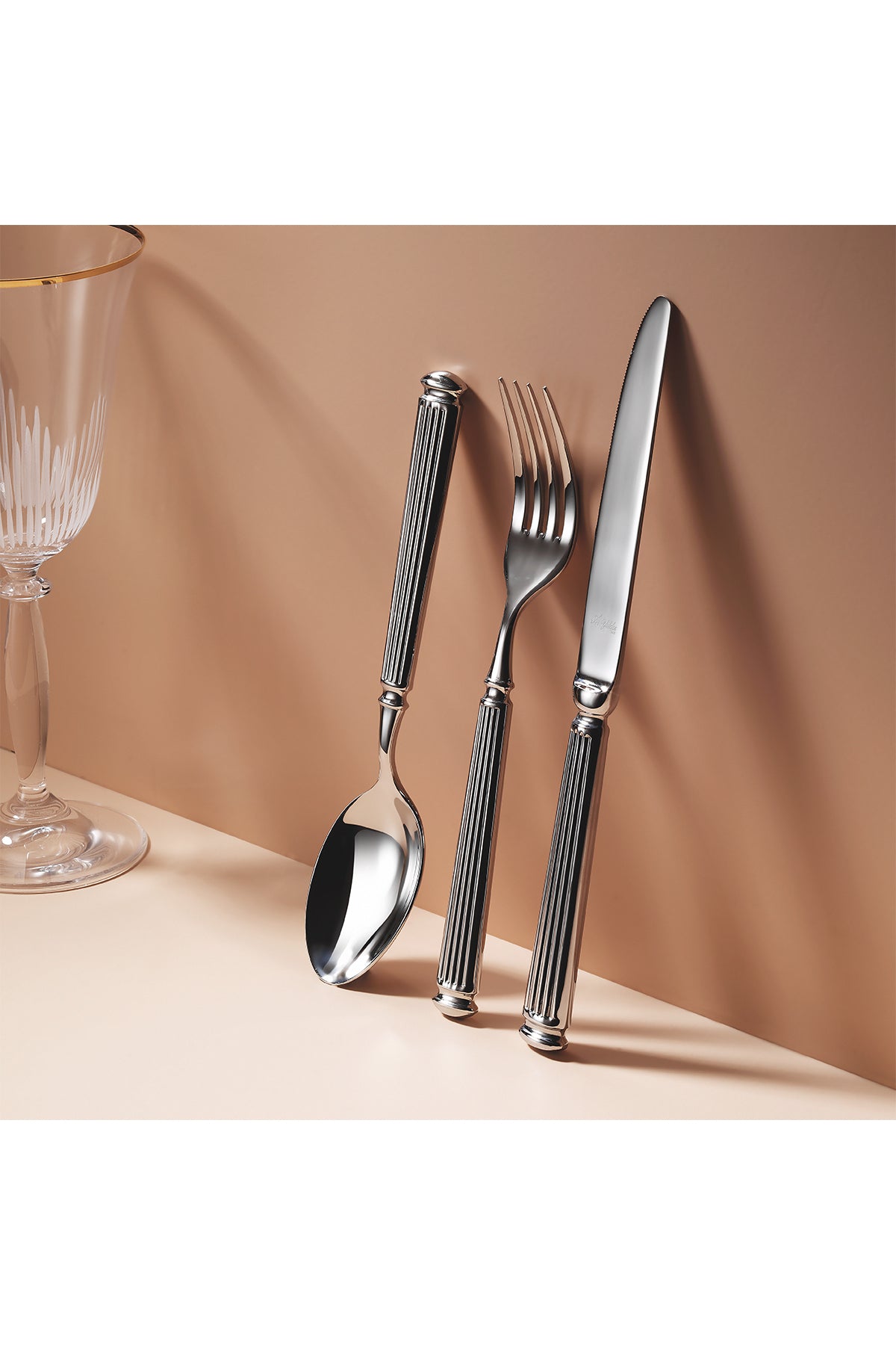 Aryildiz monalisa 84 Piece 12 Place Setting Flatware Set - MALLTURK