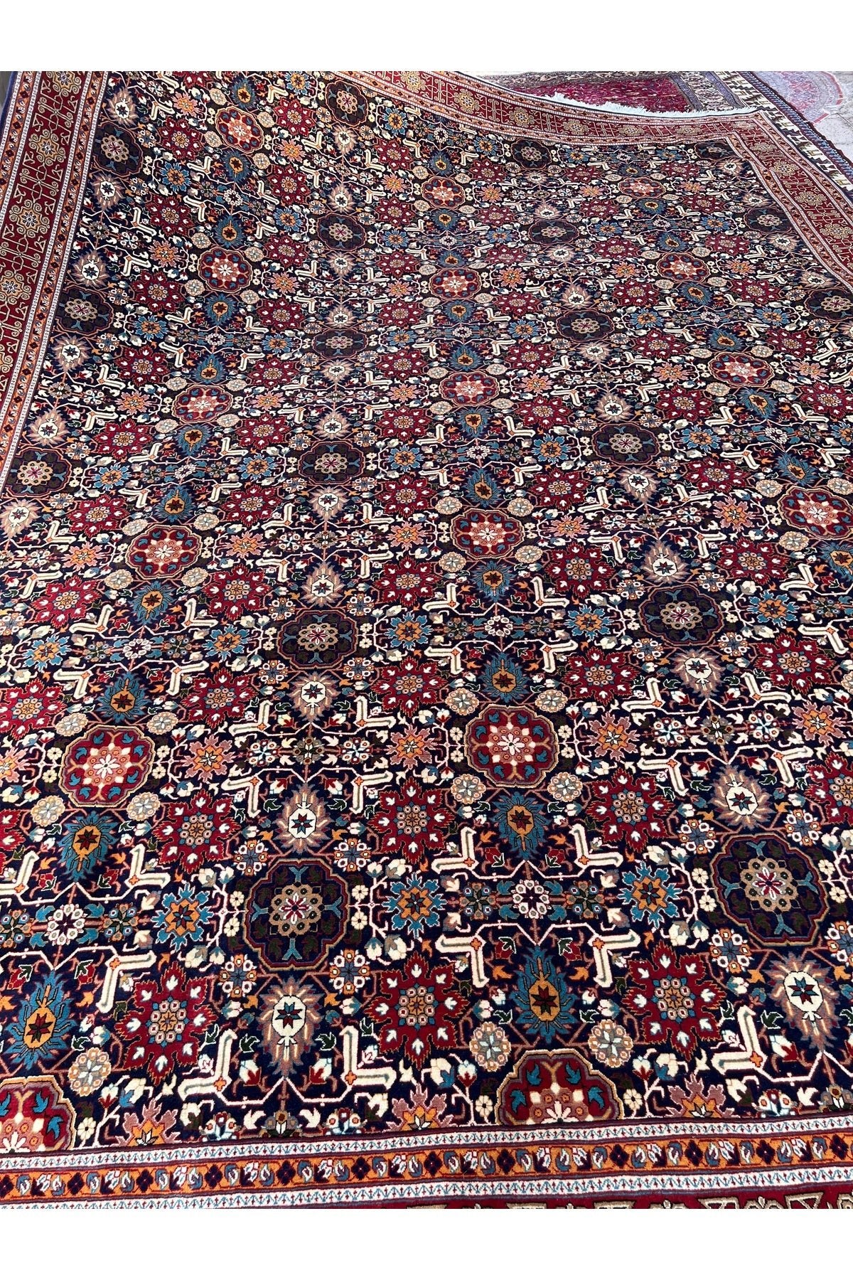 RD RAMAZAN DAG Hand Rug Art Hand-Woven Sumerbank Hereke Rug Premium Quality Kafkas Design Navy Color Size 417x300 - MALLTURK