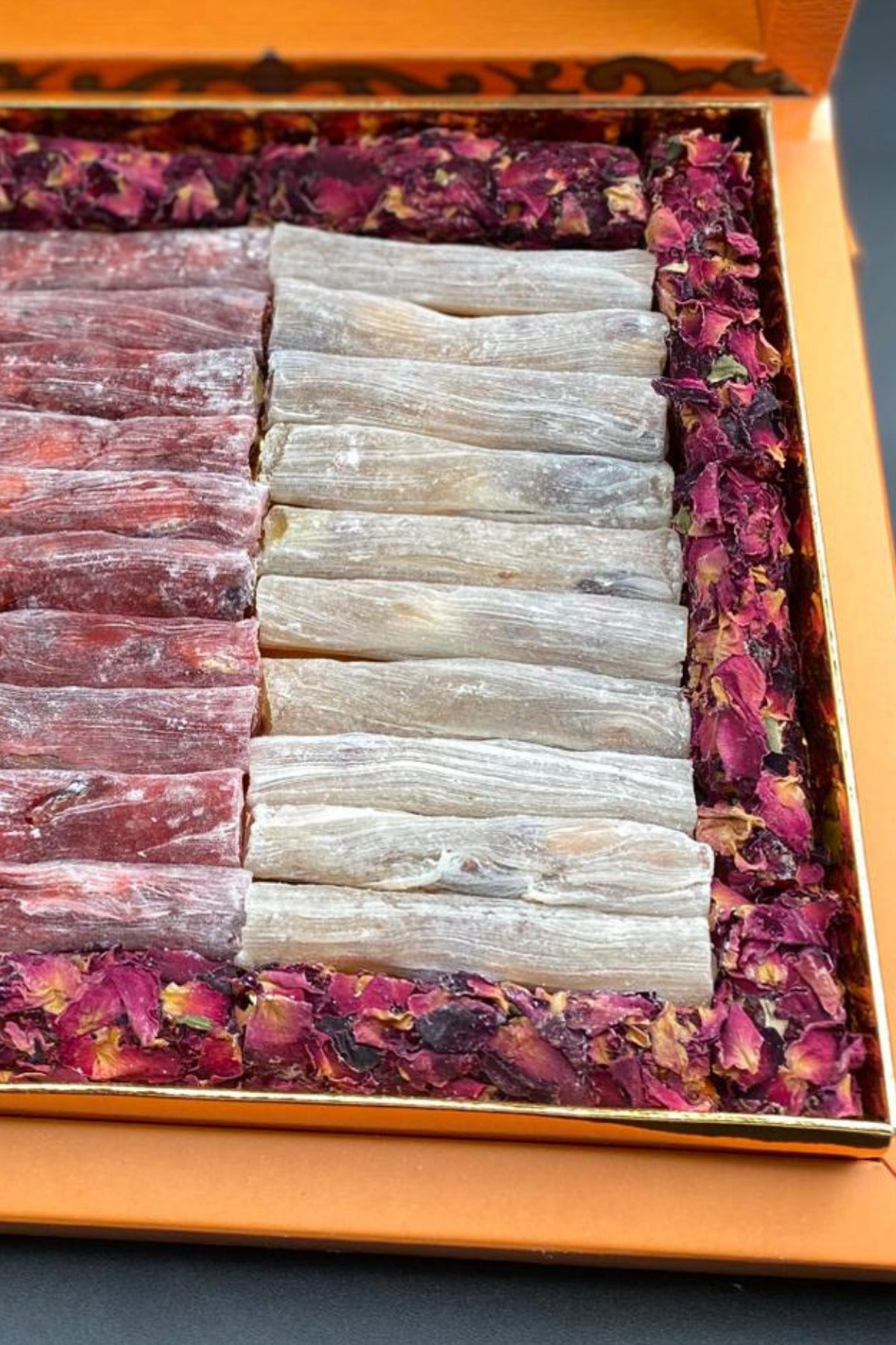 Kutluhan 450 g Assorted Rose Flavored a damlasakizli Pomegranate Flavored parmak fitil turkish delight Turkish Delight 450 g - MALLTURK