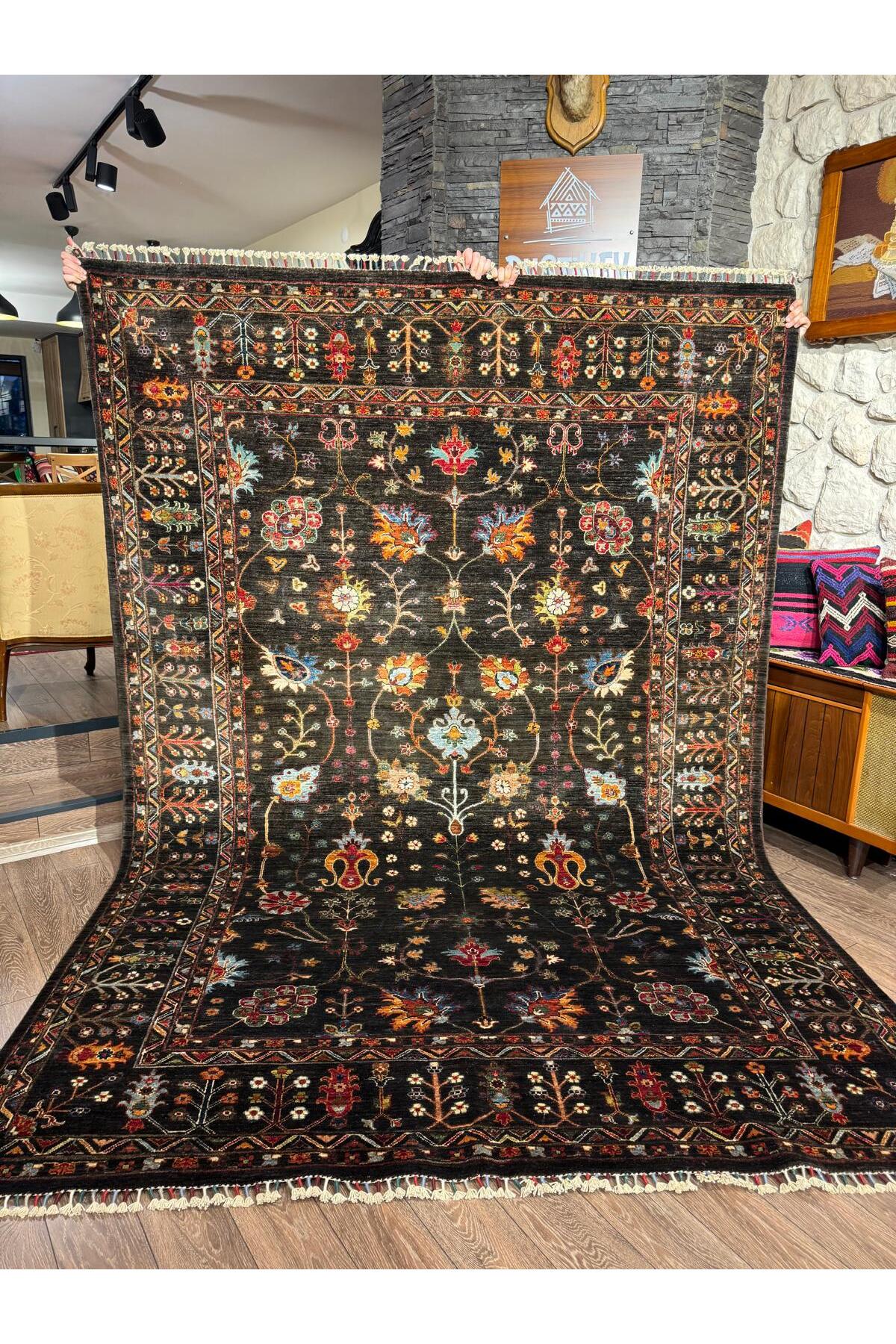 Rustikev SUZANI Rug - MALLTURK