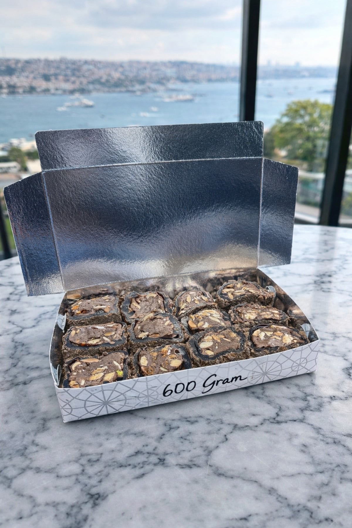forevers citir Chocolate Almond Turkish Delight 600 g - MALLTURK
