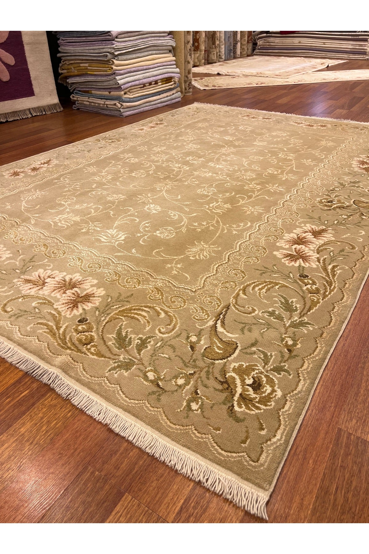 RD RAMAZAN DAG Hand Rug Art Hand-Woven Silk Blend Usak Rug Special Weave Collector Piece Size 292x205 - MALLTURK