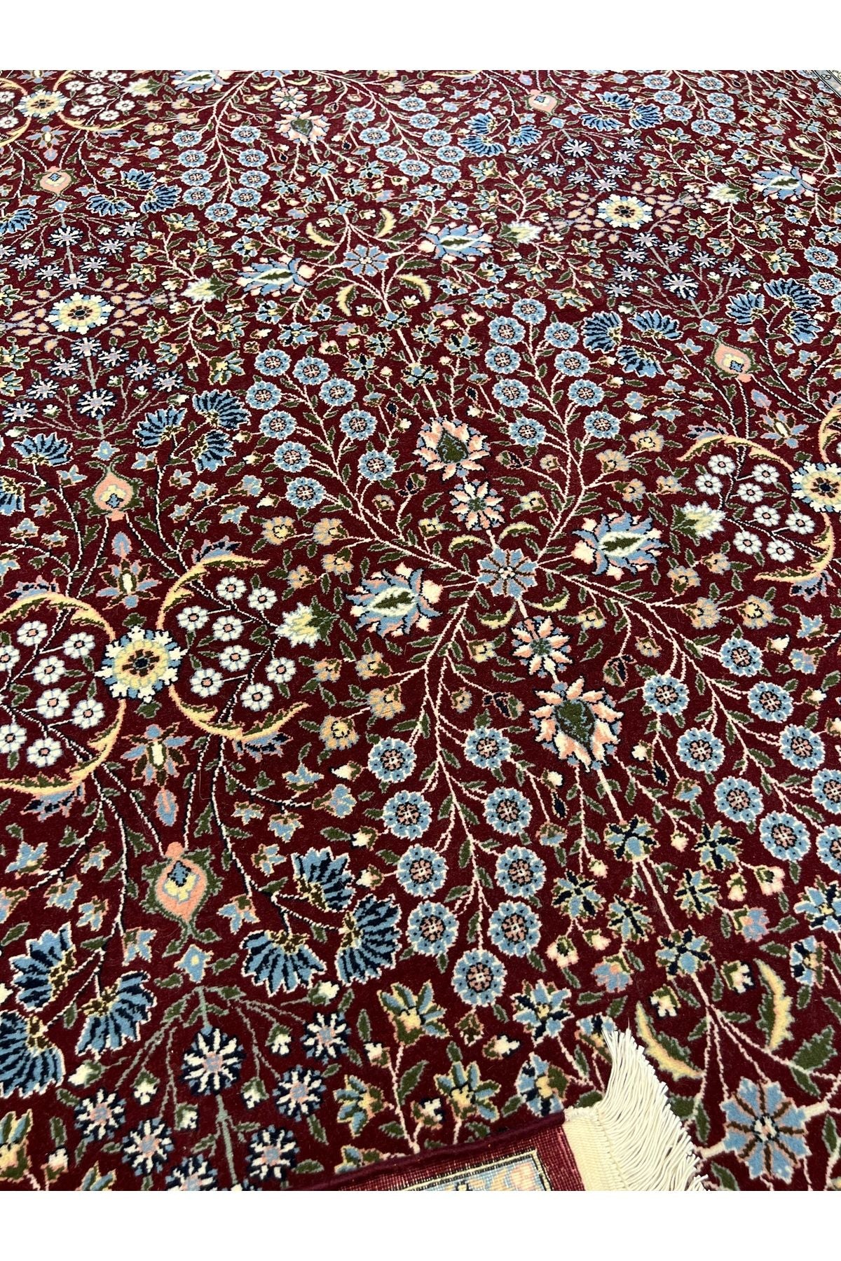 RD RAMAZAN DAG Hand Rug Art Hand-Woven Hereke Rug Signed Seven Mountains Flower 300x200 - MALLTURK