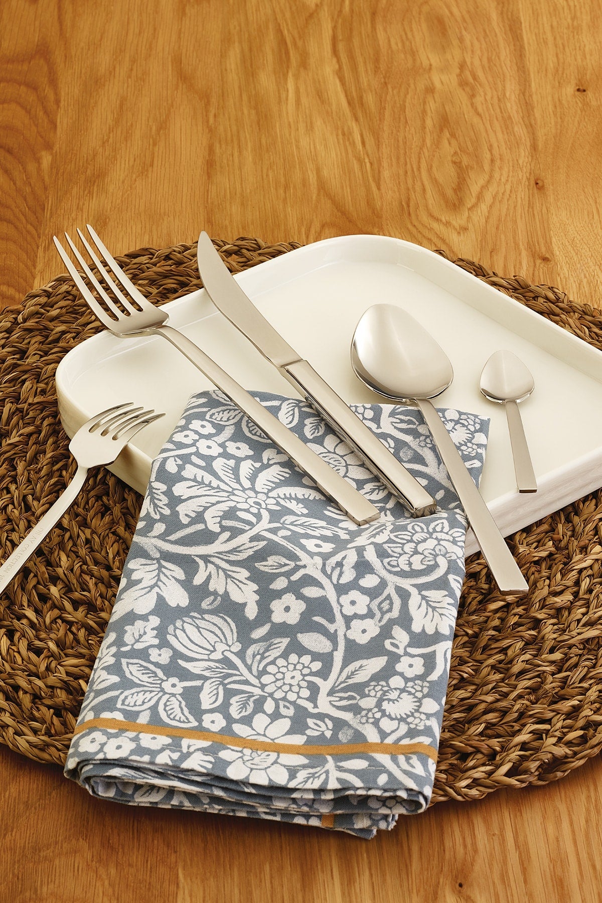 Emsan talia 60 Piece 12 Place Setting Boxed Flatware Set - MALLTURK