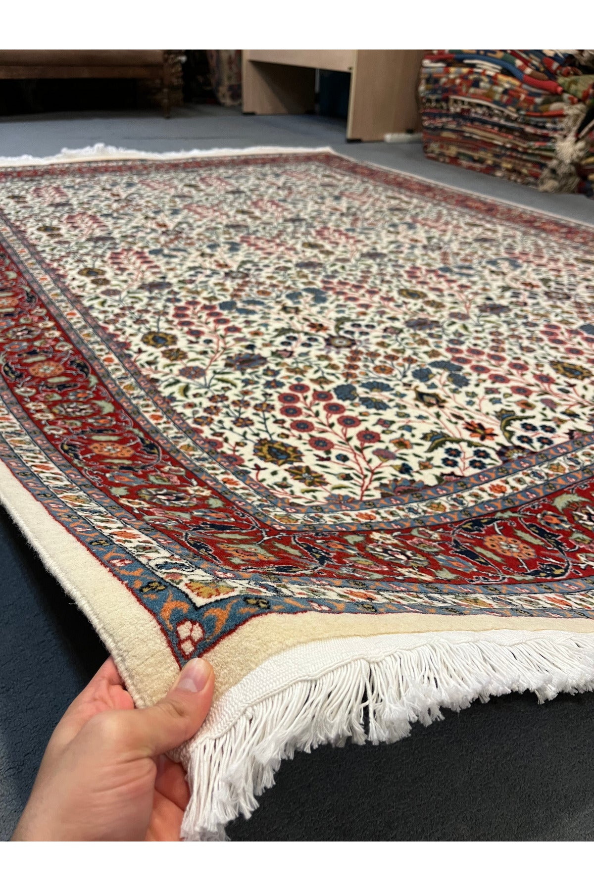 FT Halicilik White Prison Workshop Hereke Hand-Woven Seven Mountains Flower Sumerbank Hereke Hand Rug - MALLTURK