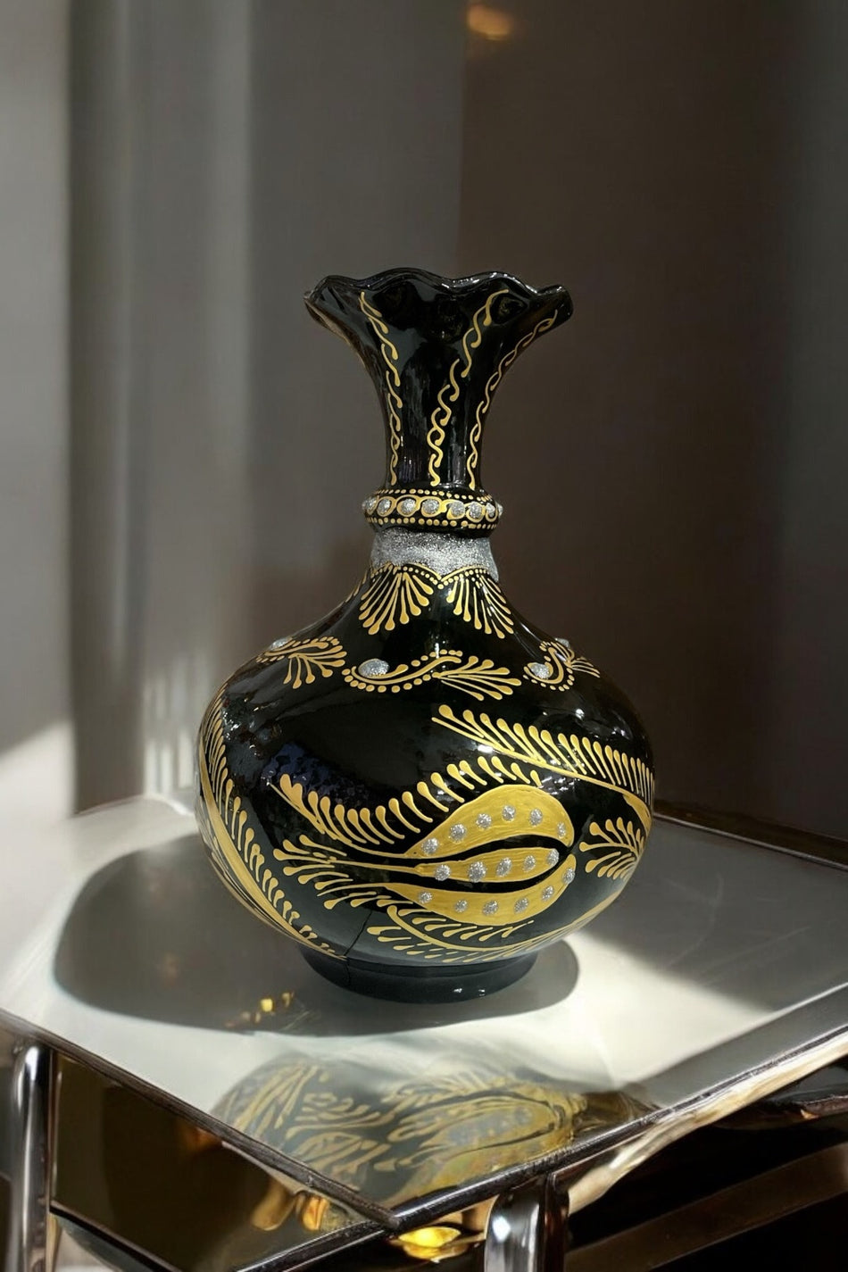 Eporselen 25 cm Relief Vase