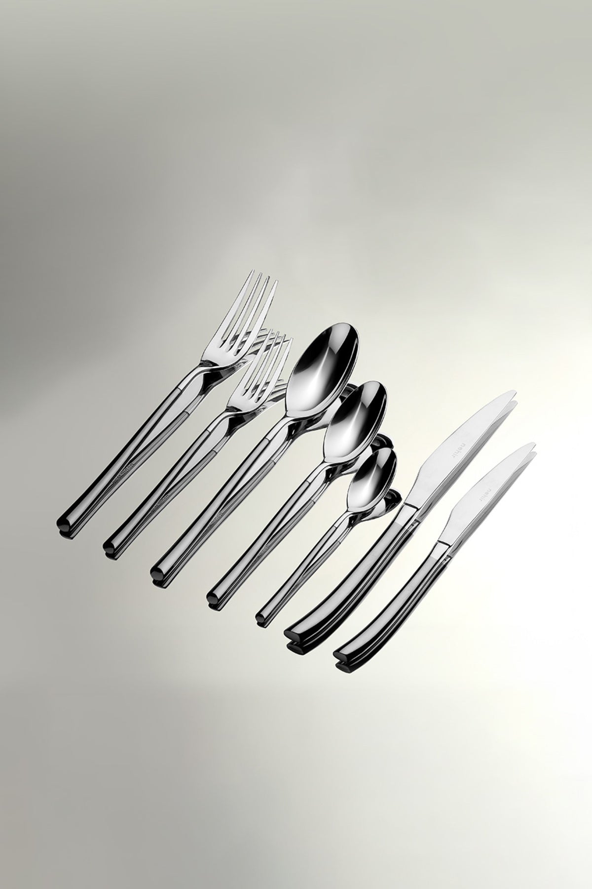 Nehir elegance Satin 12 Place Setting 84 Piece deri Boxed Flatware Set - MALLTURK