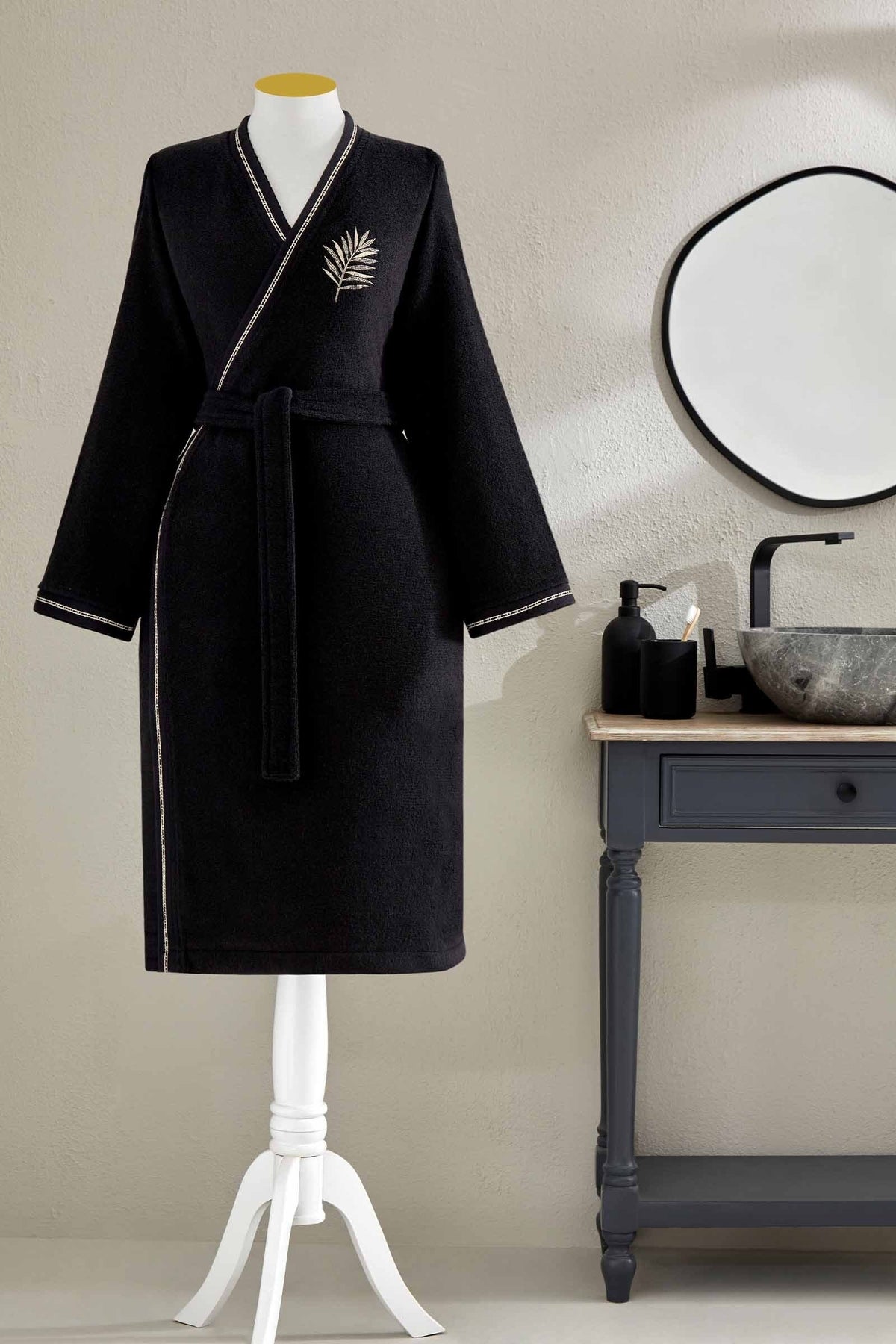 Ozdilek Rowan Embroidered Kimono Bathrobe - MALLTURK