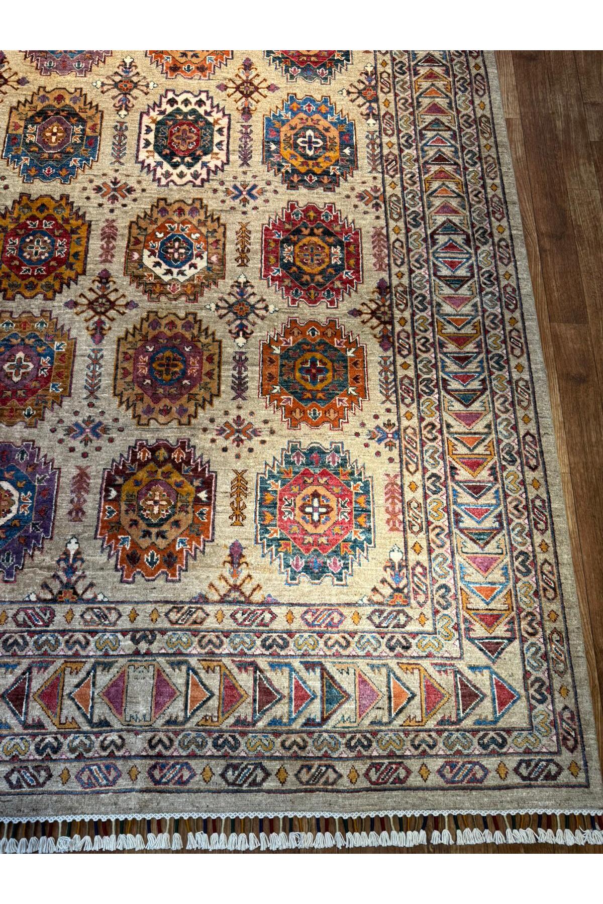 Wool Hand-Woven Afghan Rug