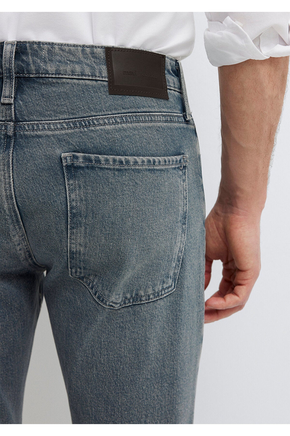 James Edition Mavi Foggy Light Jeans 00424A3972 - MALLTURK