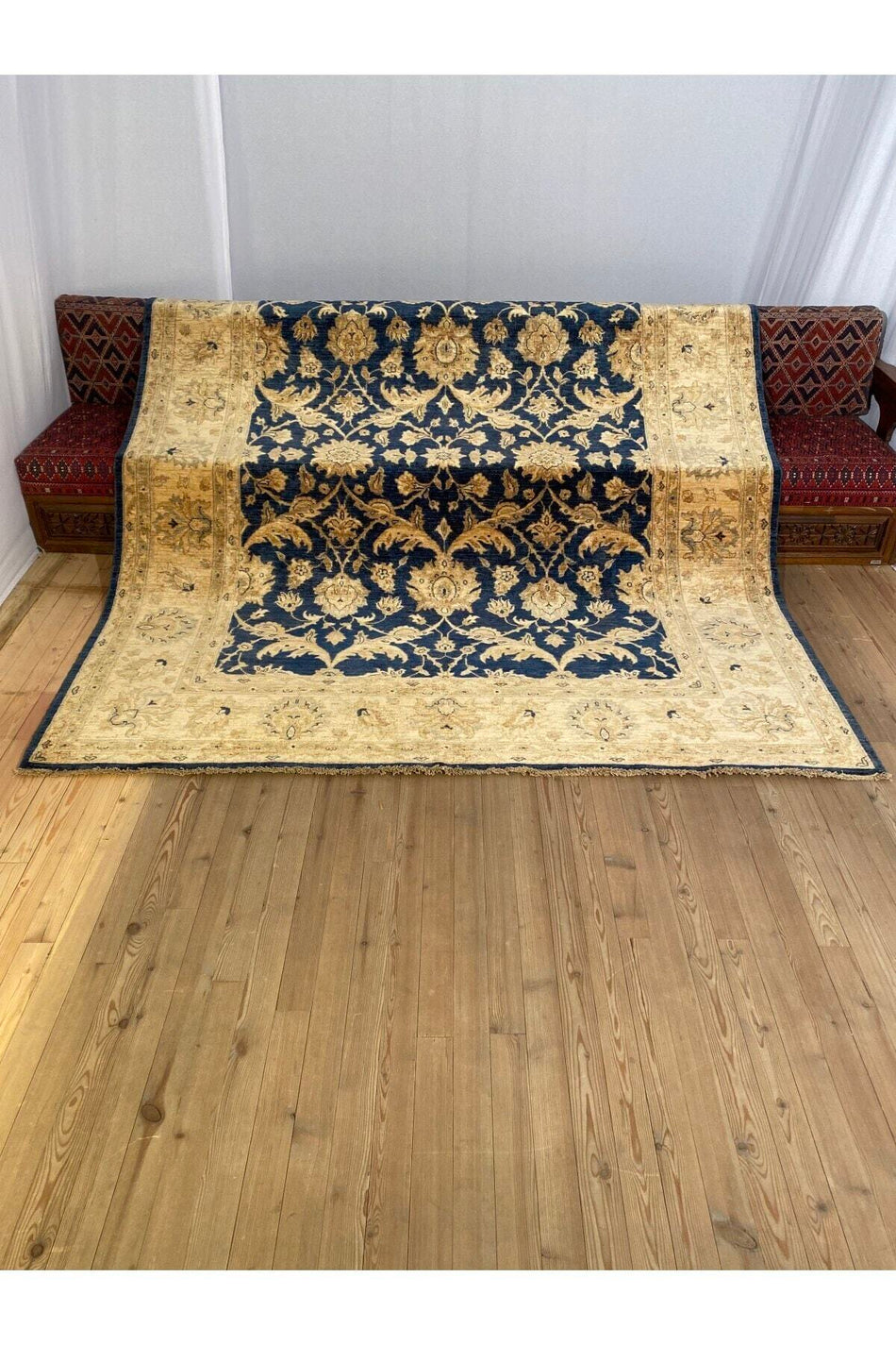 Sirvan Hali Handwoven Usak Carpet 249 x 301 - MALLTURK