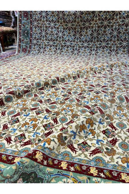 RD RAMAZAN DAG Hand Rug Art Hand-Woven Hereke Rug Lalezar Design Premium Quality Collector Piece Size 395x255 - MALLTURK