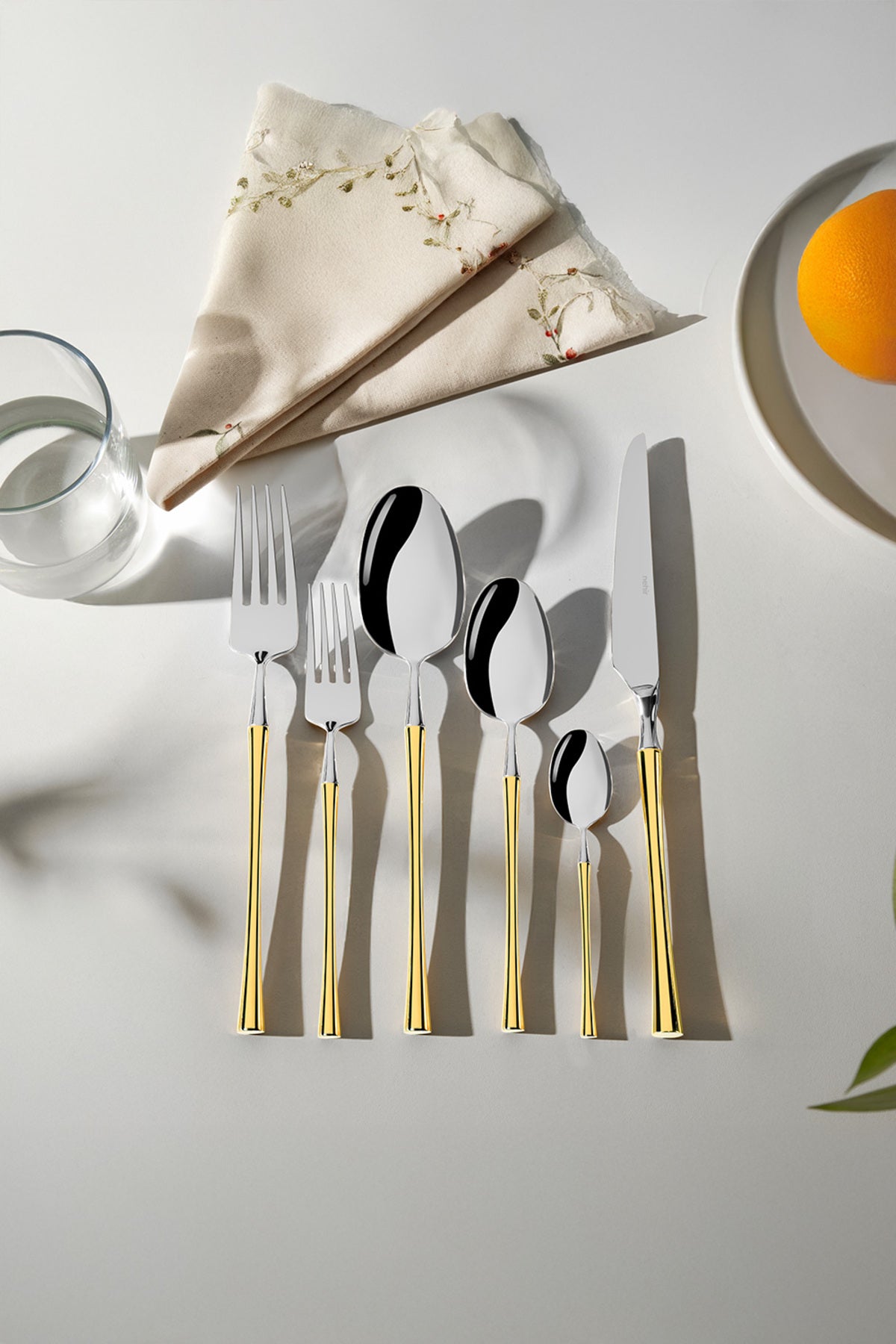 Nehir marbella altin Plain 6 Place Setting 36 Piece Boxed Flatware Set - MALLTURK