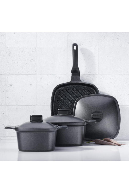 KORKMAZ Casterra Kare Cast Pot 24x24x11,