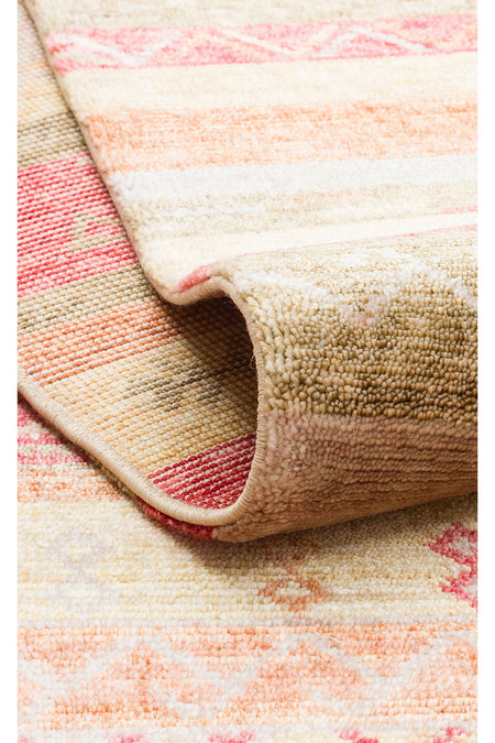 Eko Hali Zara ZR 12 Red Autumn is a special loom rug shaped by the intensive handiwork of women from Usak. - MALLTURK