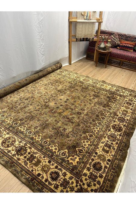 SIRVAN Rug Hand-Woven AFGAN Usak Rug - 240x372 - MALLTURK