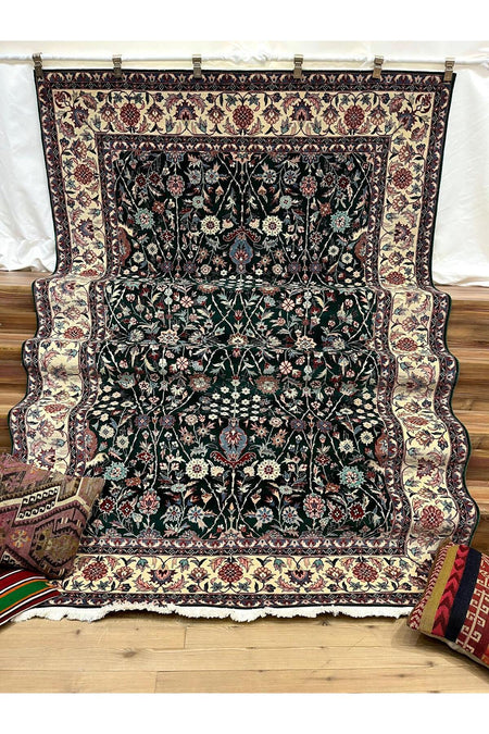 SIRVAN Rug Hand-Woven Hereke Rug - 275 x 185 - MALLTURK