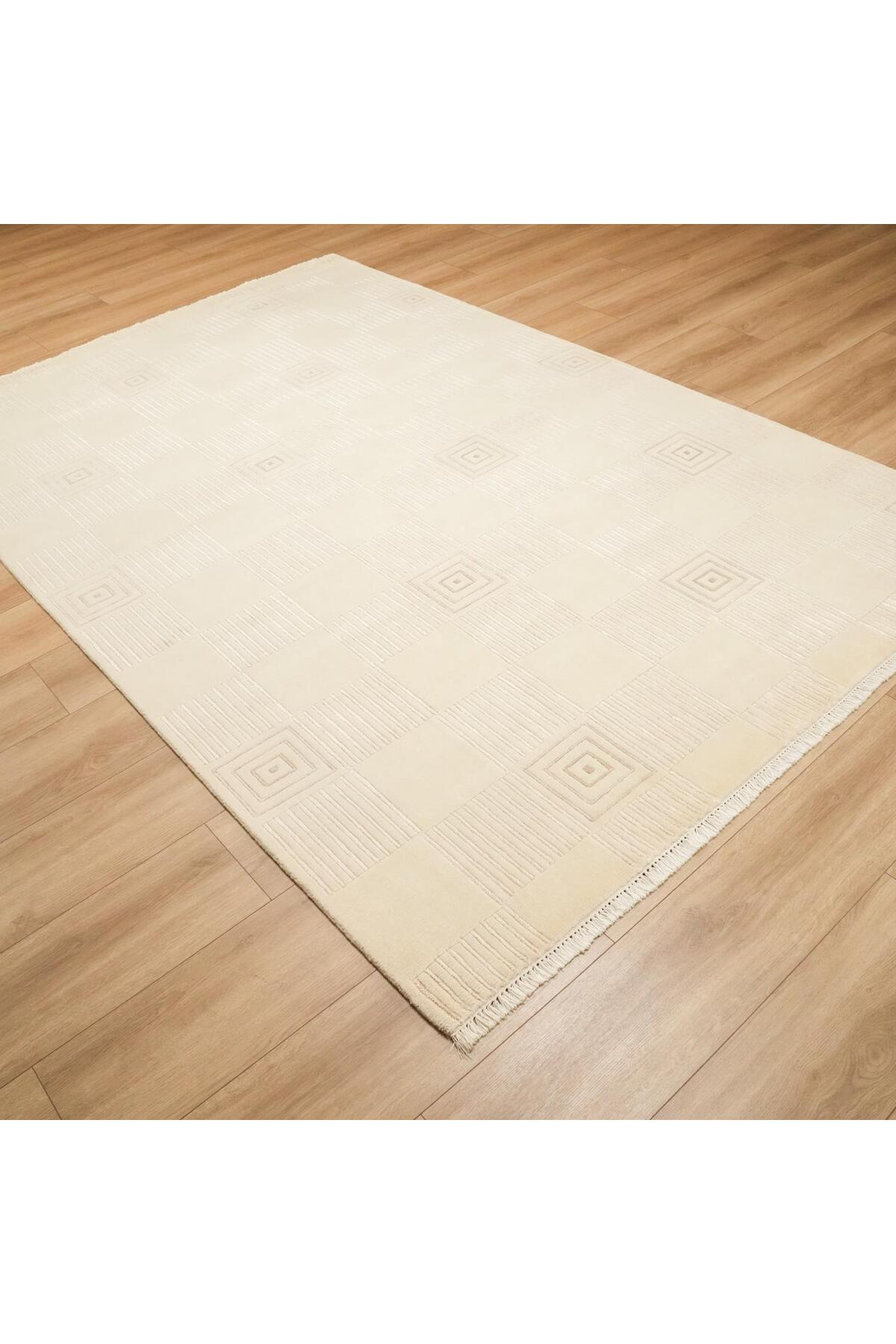 Halicizade Hand-Woven Geometric Pattern Cream Rug