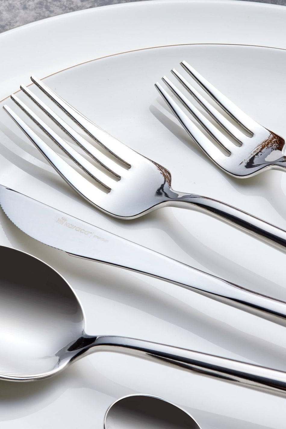 Karaca jupiter platin 60 Piece 12 Place Setting Boxed Flatware Set - MALLTURK