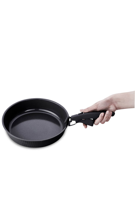 KORKMAZ Nova Pratika 8 Piece Cookware Set
