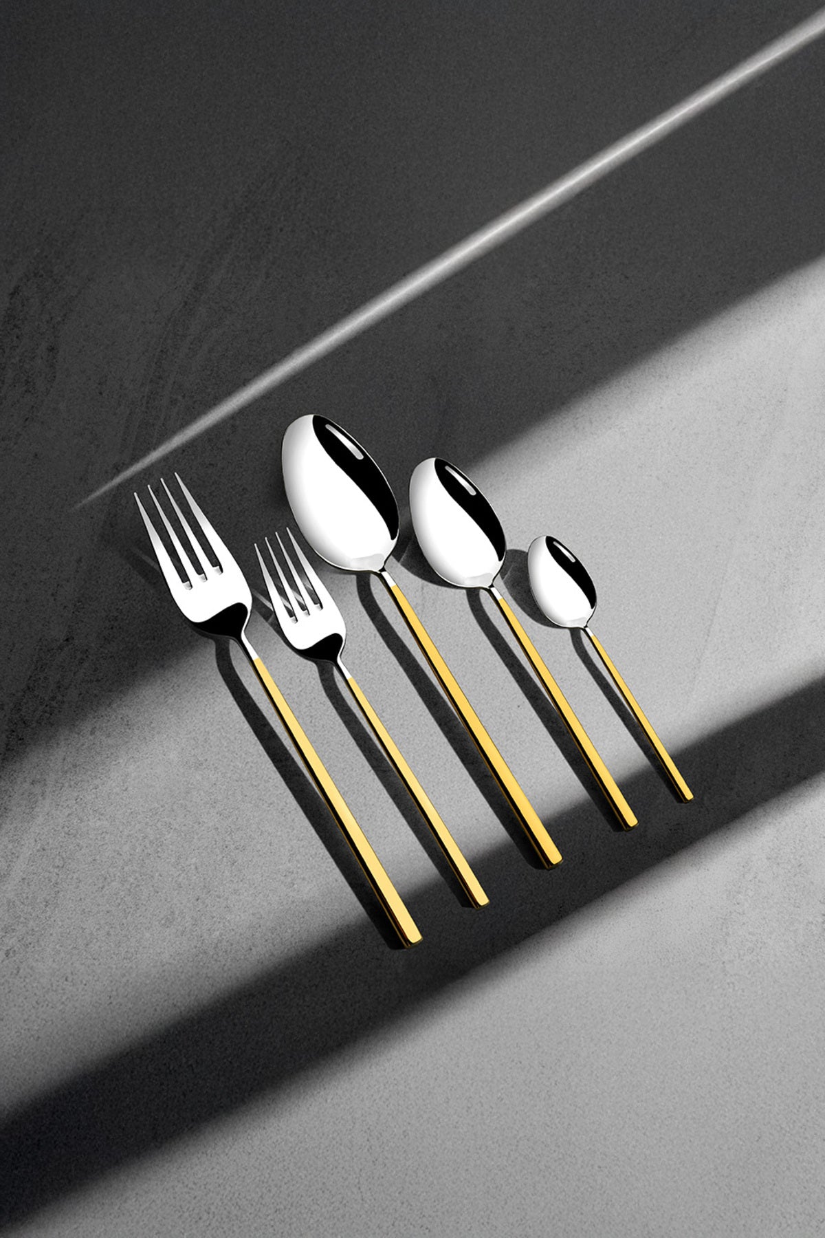 Nehir gloria altin Plain 6 Place Setting 36 Piece Boxed Flatware Set - MALLTURK