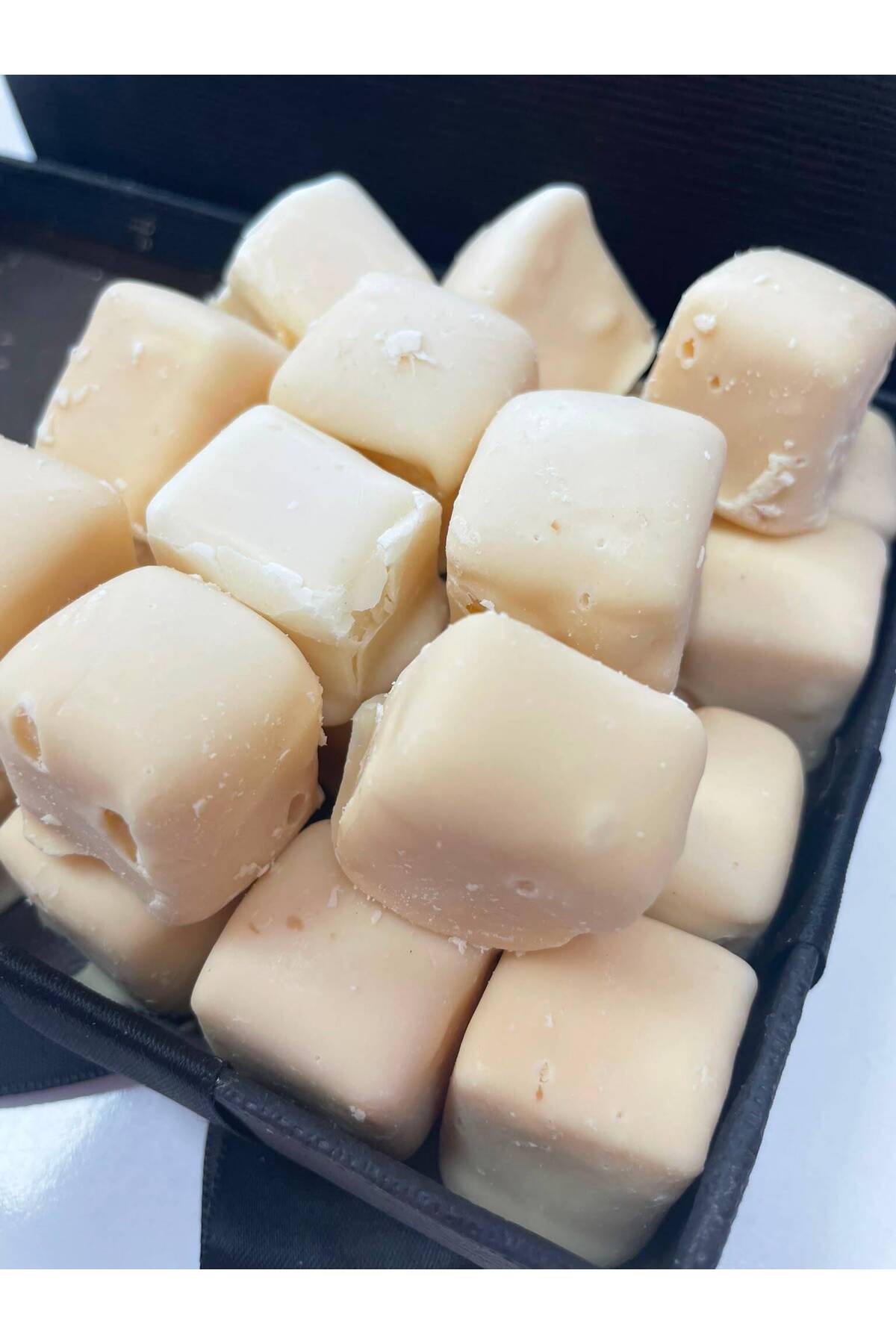 SEKER sepeti beyaz Chocolate Coated fildisi Mastic Flavored Turkish Delight - MALLTURK