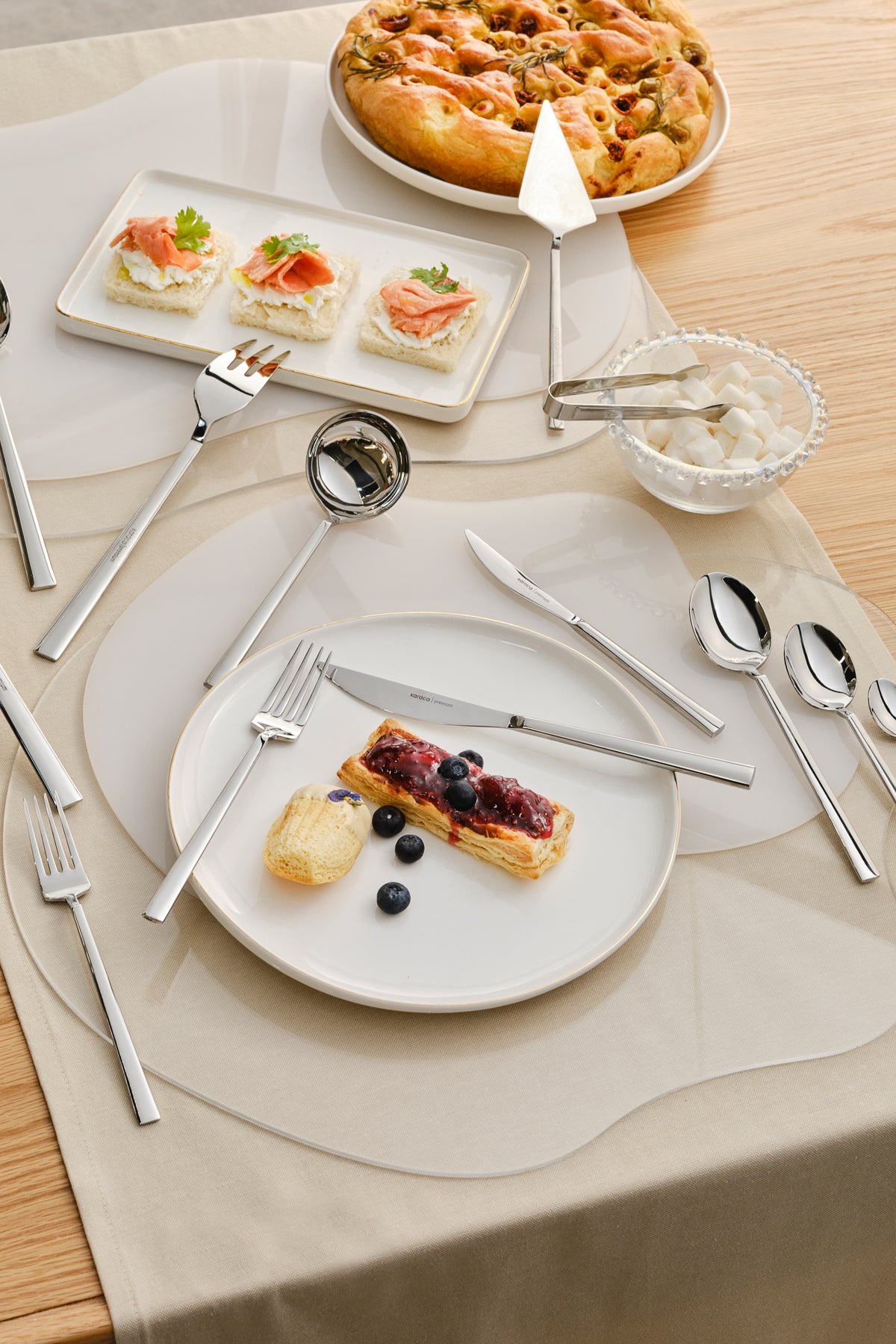 Karaca carmelo 91 Piece 12 Place Setting Flatware Set ve 7 Piece Serving Utensil Set - MALLTURK