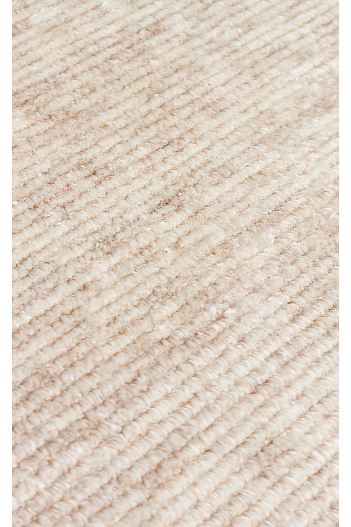 Eko Hali GESSi GES PLAiN BEiGE is handcrafted using special lint-free and easy-to-clean Tencel material. - MALLTURK