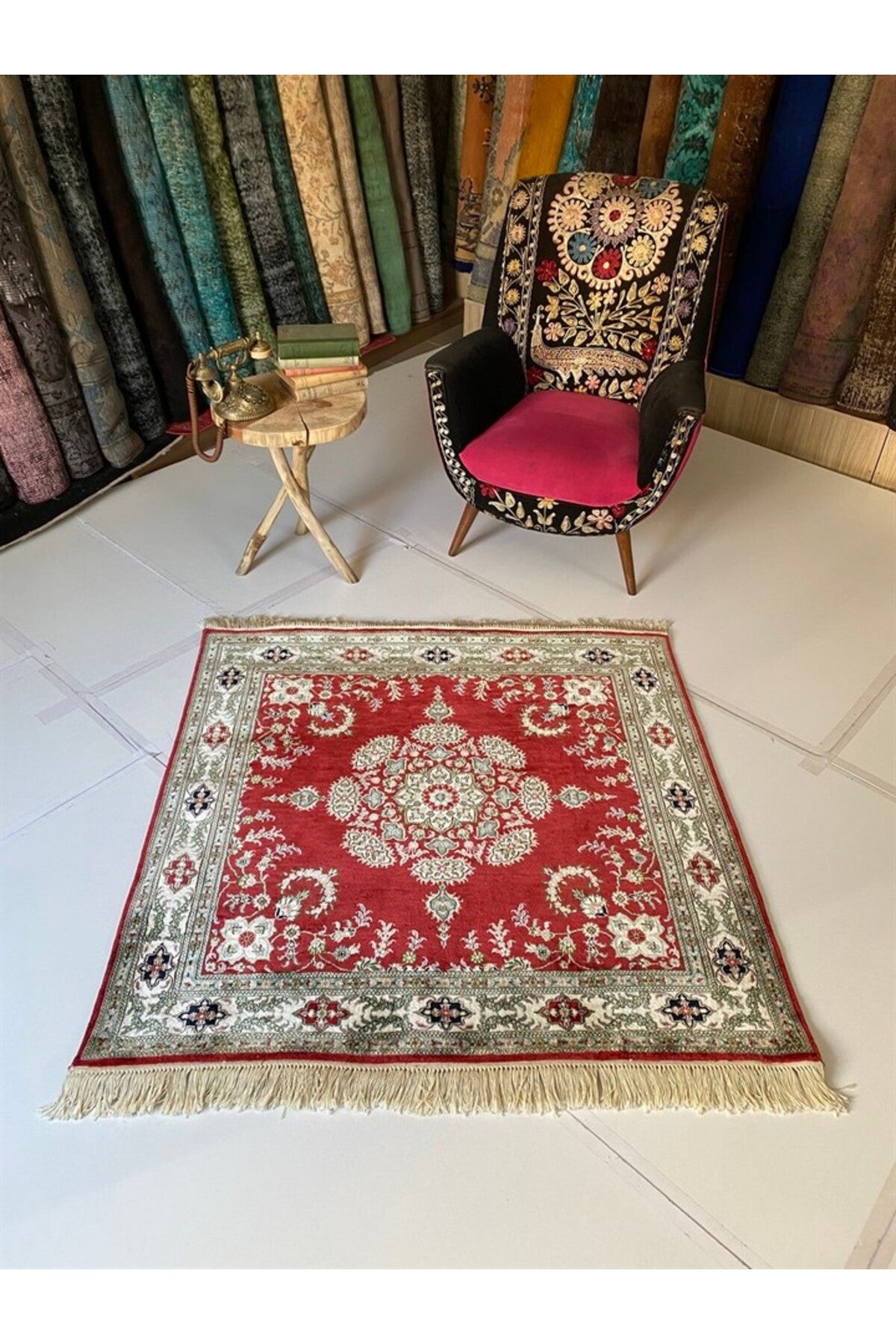 SIRVAN Rug Hand-Woven Silk Rug - MALLTURK