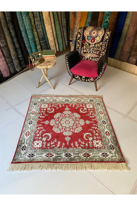 SIRVAN Rug Hand-Woven Silk Rug - MALLTURK