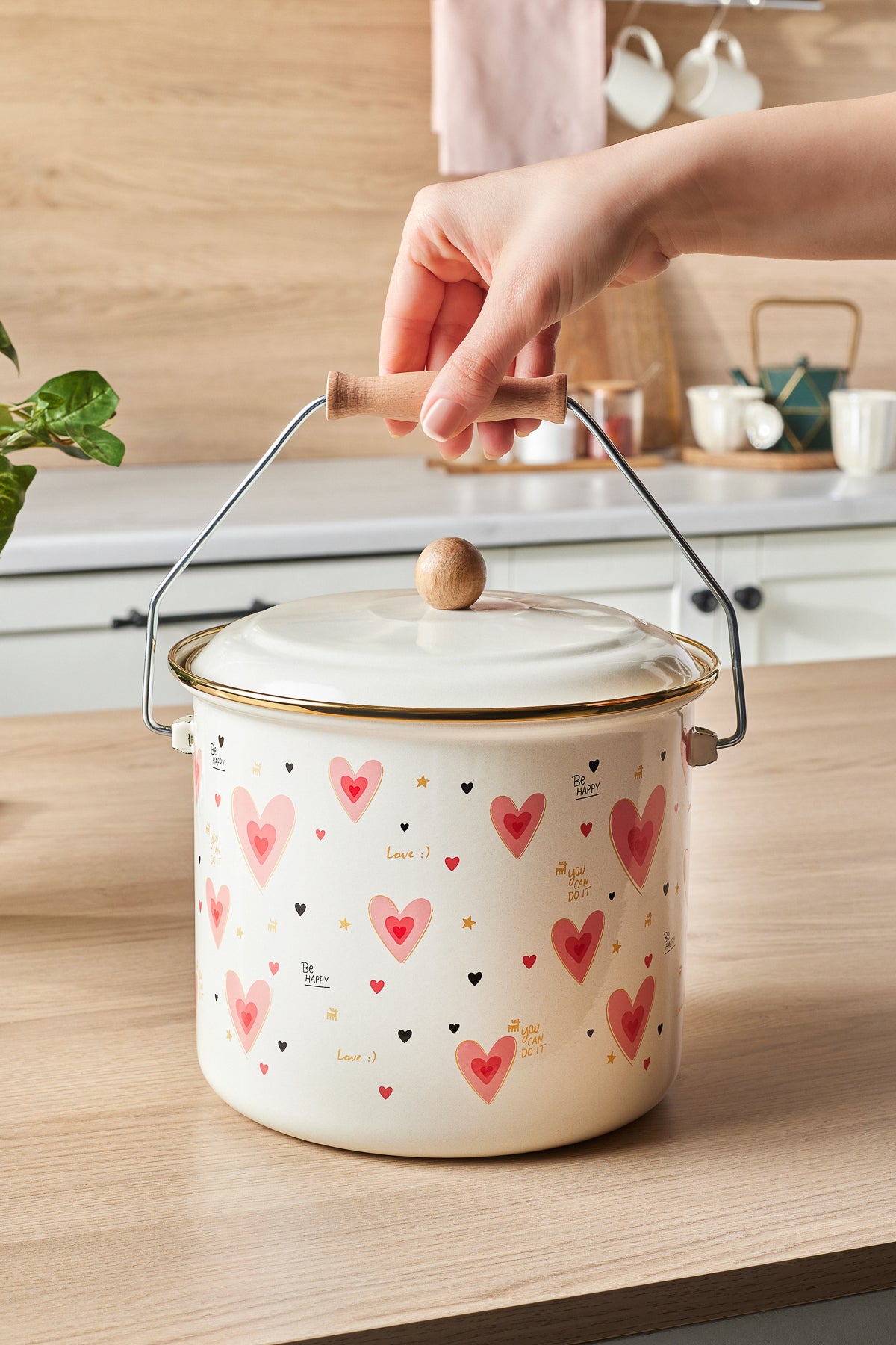 Karaca Kalp Detayli Love Enamel Yogurt Tenceresi Bakrac 5,2 L