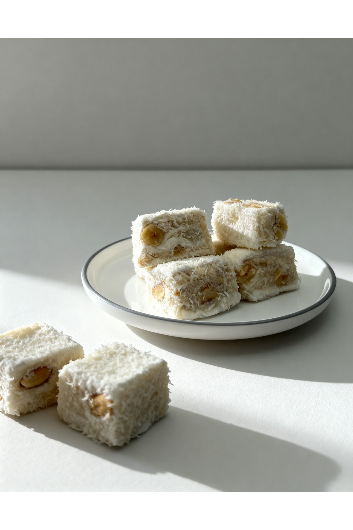Leblebi Carsisi raffaellolu beyaz Chocolate Turkish Delight 250 g
