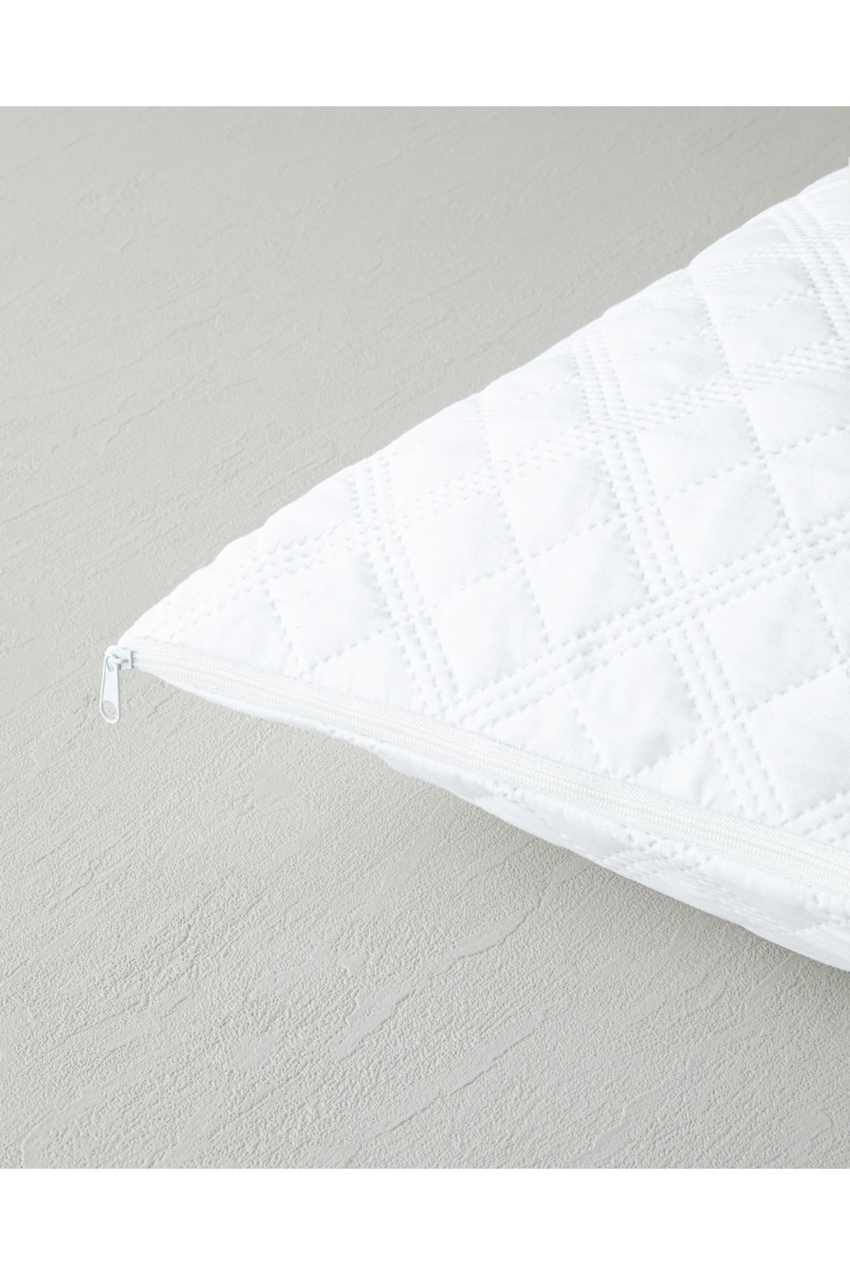 English Home Star Quilted Pillow Protector - MALLTURK