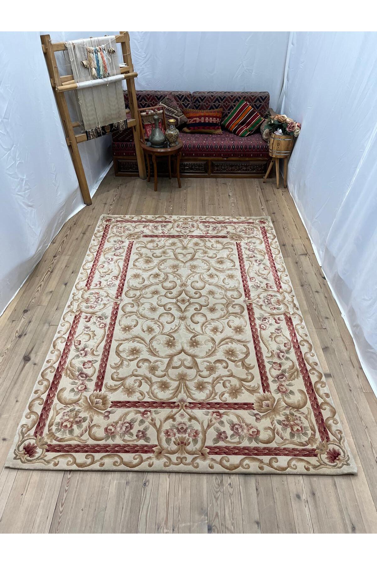 SIRVAN Rug Hand-Woven Chinese Rug - 170x255