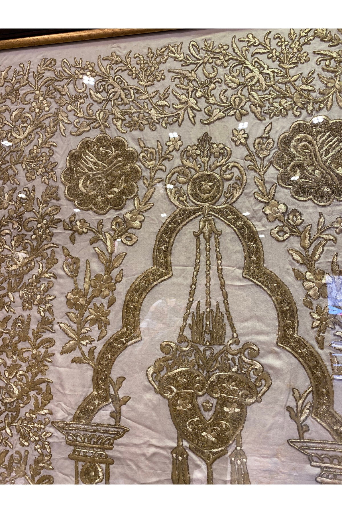 RD RAMAZAN DAG Hand Rug Art Handcrafted Silk Metal Thread Embroidery on Fabric Size 157x97 - MALLTURK