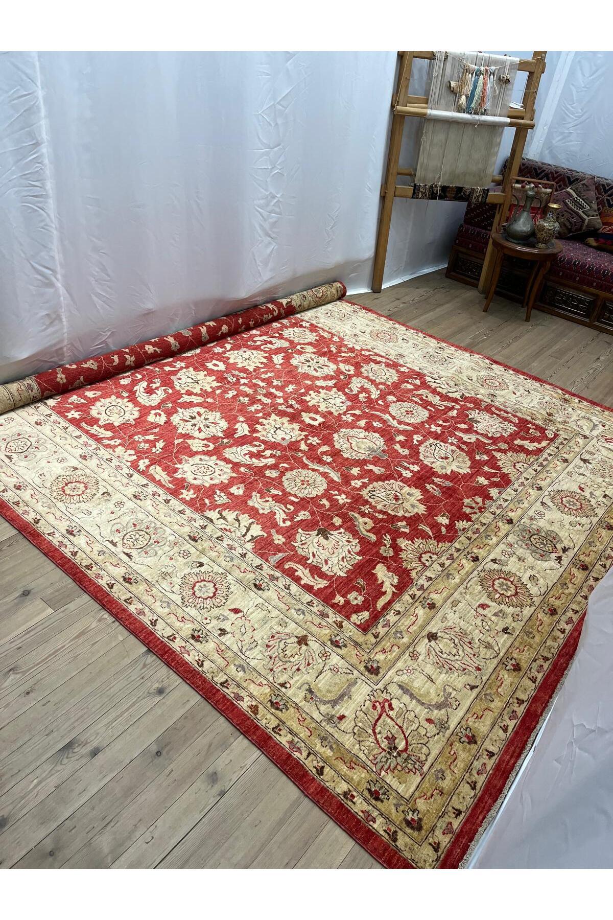 SIRVAN Rug Hand-Woven AFGAN Usak Rug - 270x354 - MALLTURK