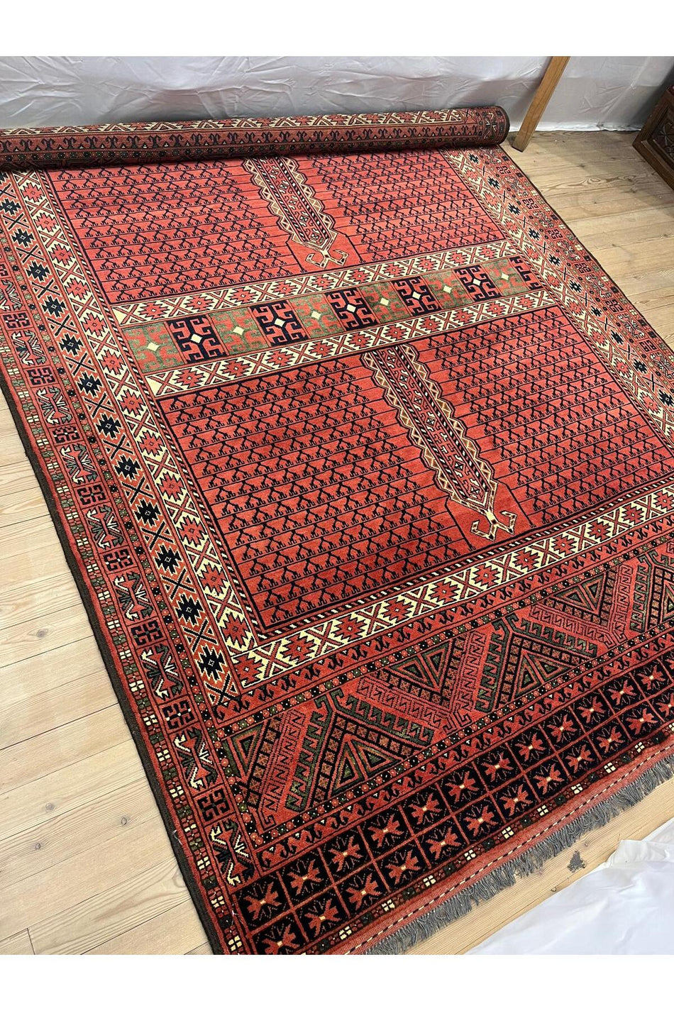 Sirvan Handwoven Afghan Rug - 200 x 288 - MALLTURK