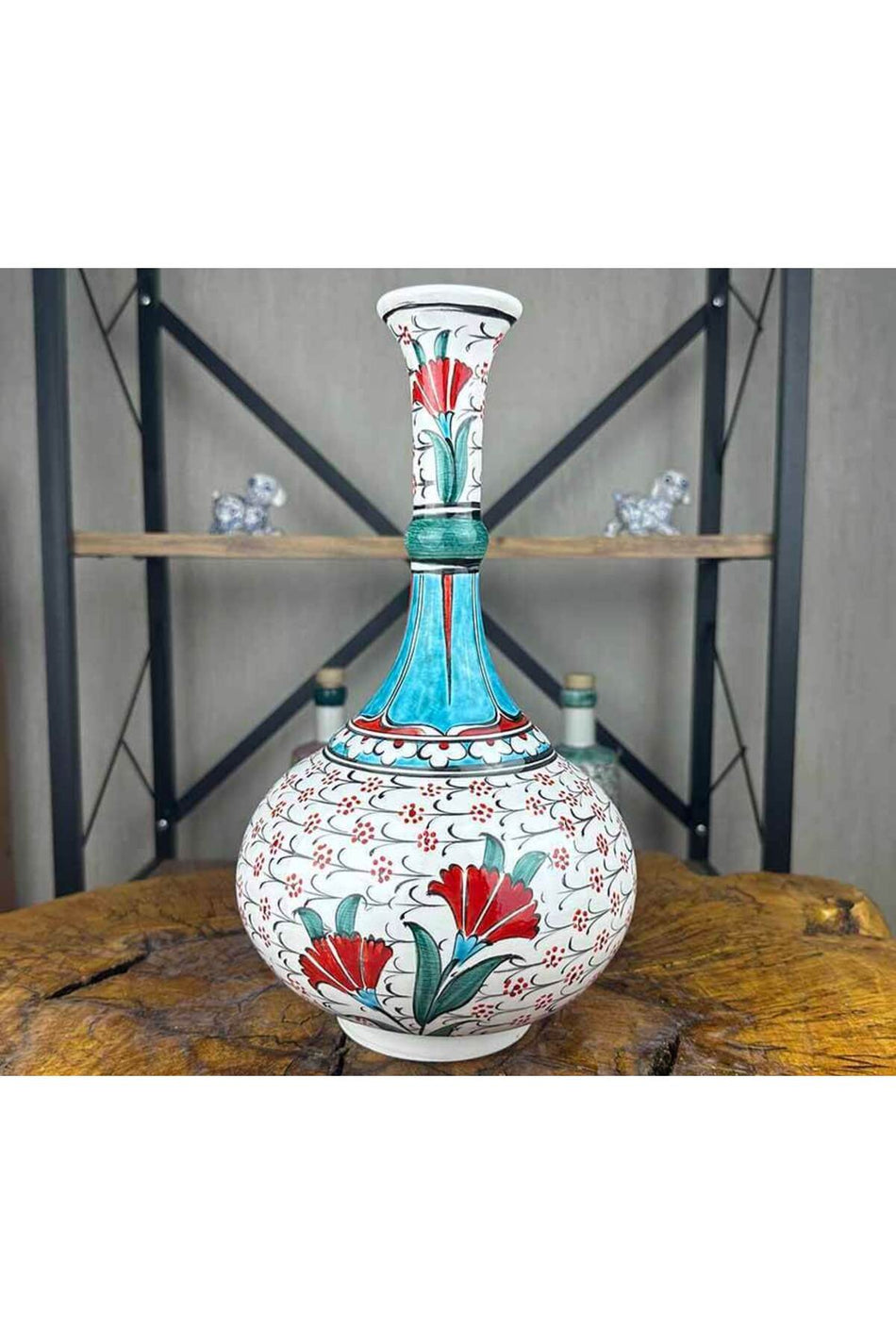 Cini Evi, Carnation Garden, Iznik Vase - MALLTURK