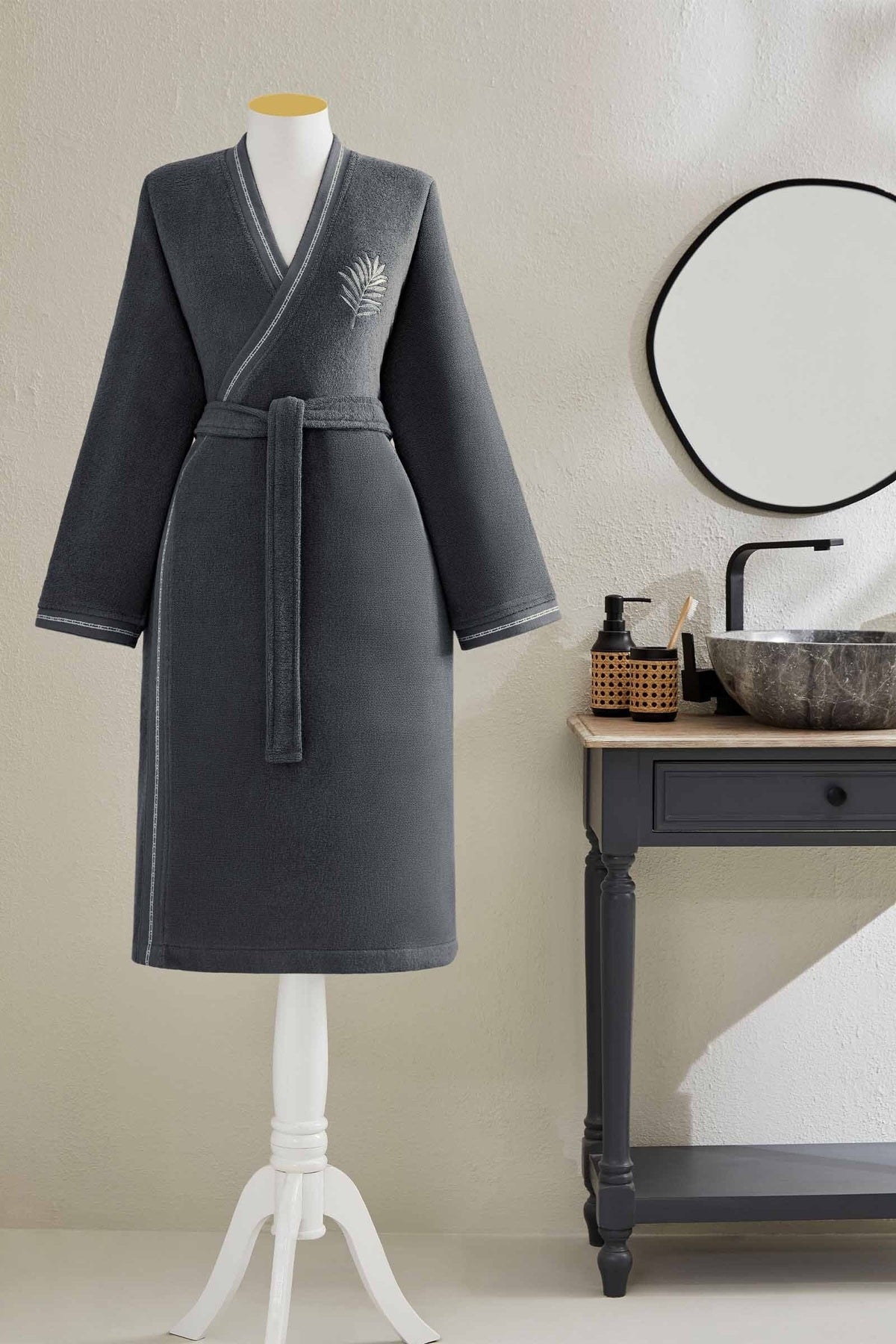 Ozdilek Rowan Embroidered Kimono Bathrobe - MALLTURK