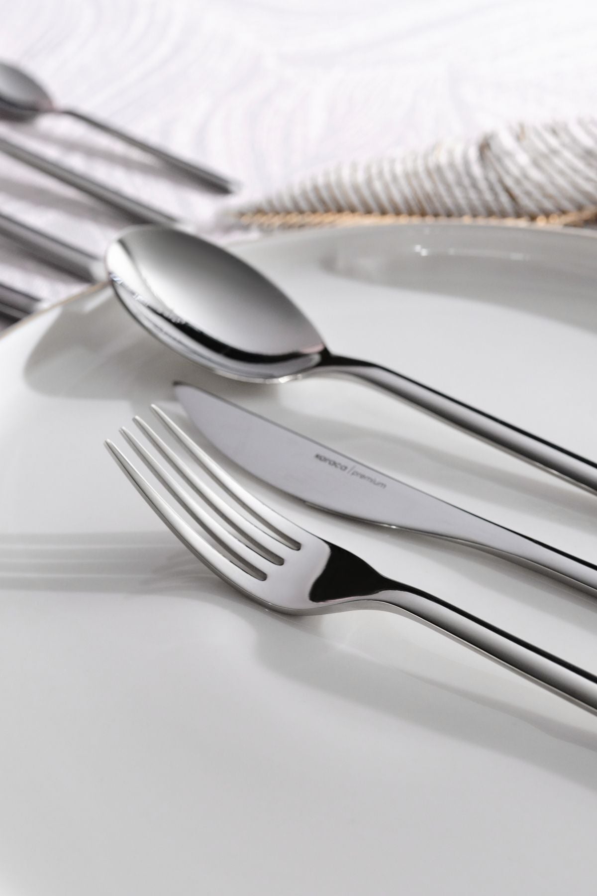 Karaca kendo 84 Piece 12 Place Setting premium Boxed Flatware Set - MALLTURK