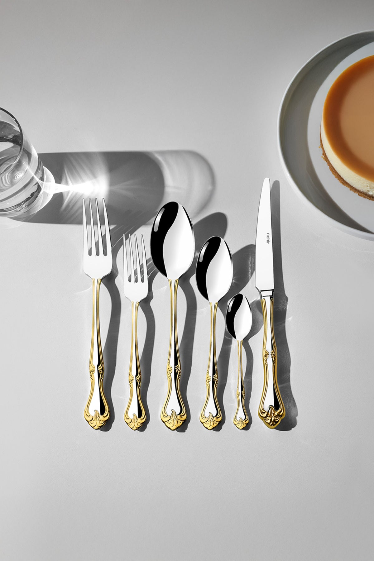 Nehir lalezar altin Plain 6 Place Setting 36 Piece Boxed Flatware Set - MALLTURK
