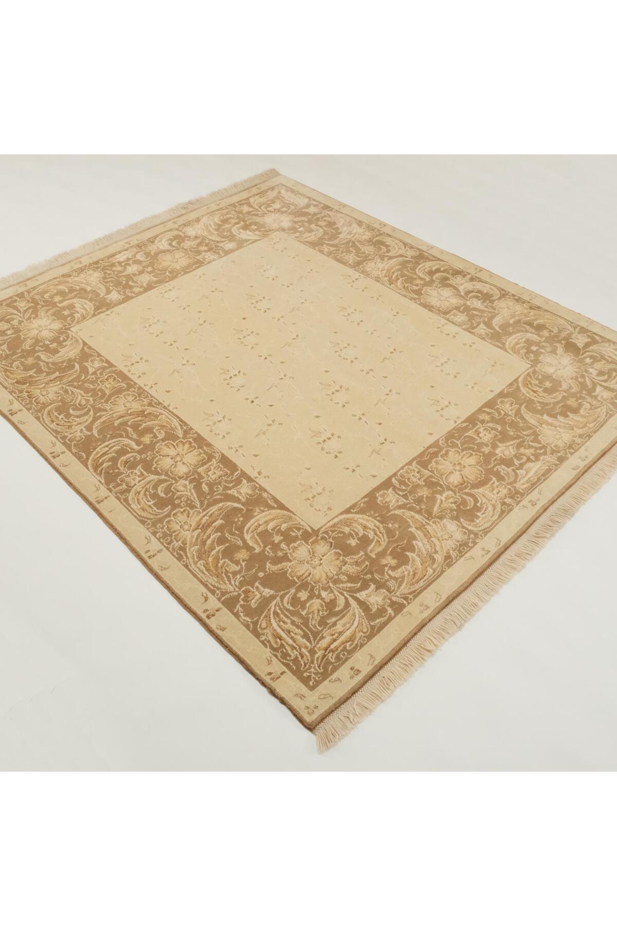 Halicizade Harem Serisi Usak Pattern Hand-Woven Rug - MALLTURK