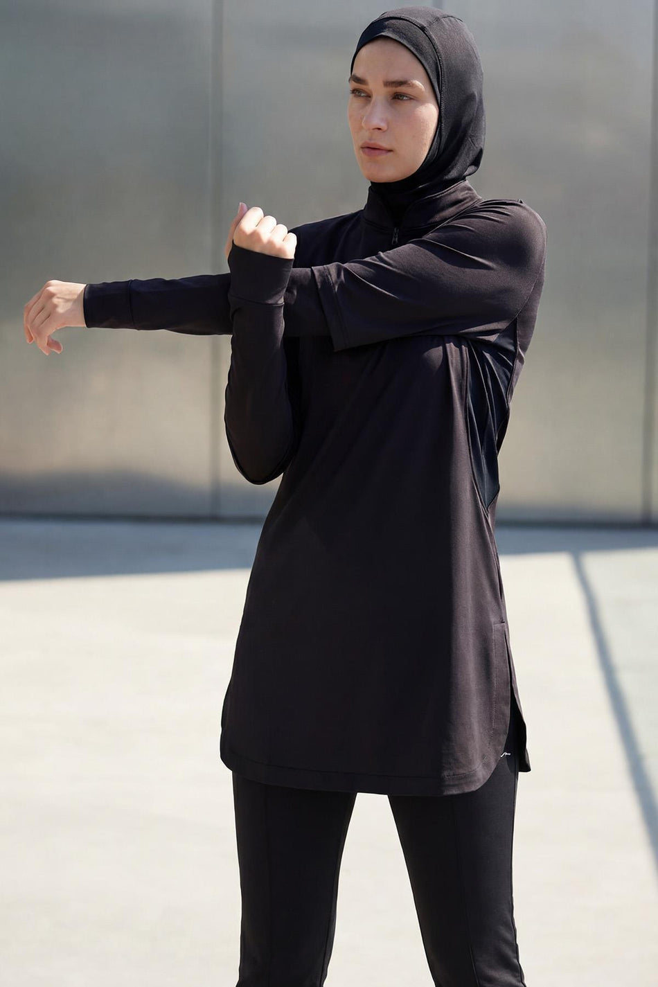 Hasema Active H-Per Fit Black Hijab Training Top with Zipper Collar ACT-31