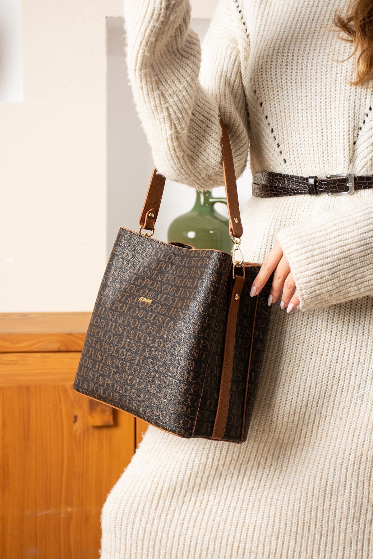 Just Polo Brown Women's Printed 3-Compartment Messenger and Shoulder Bag Brown Dimensions: 25x25 cm - MALLTURK