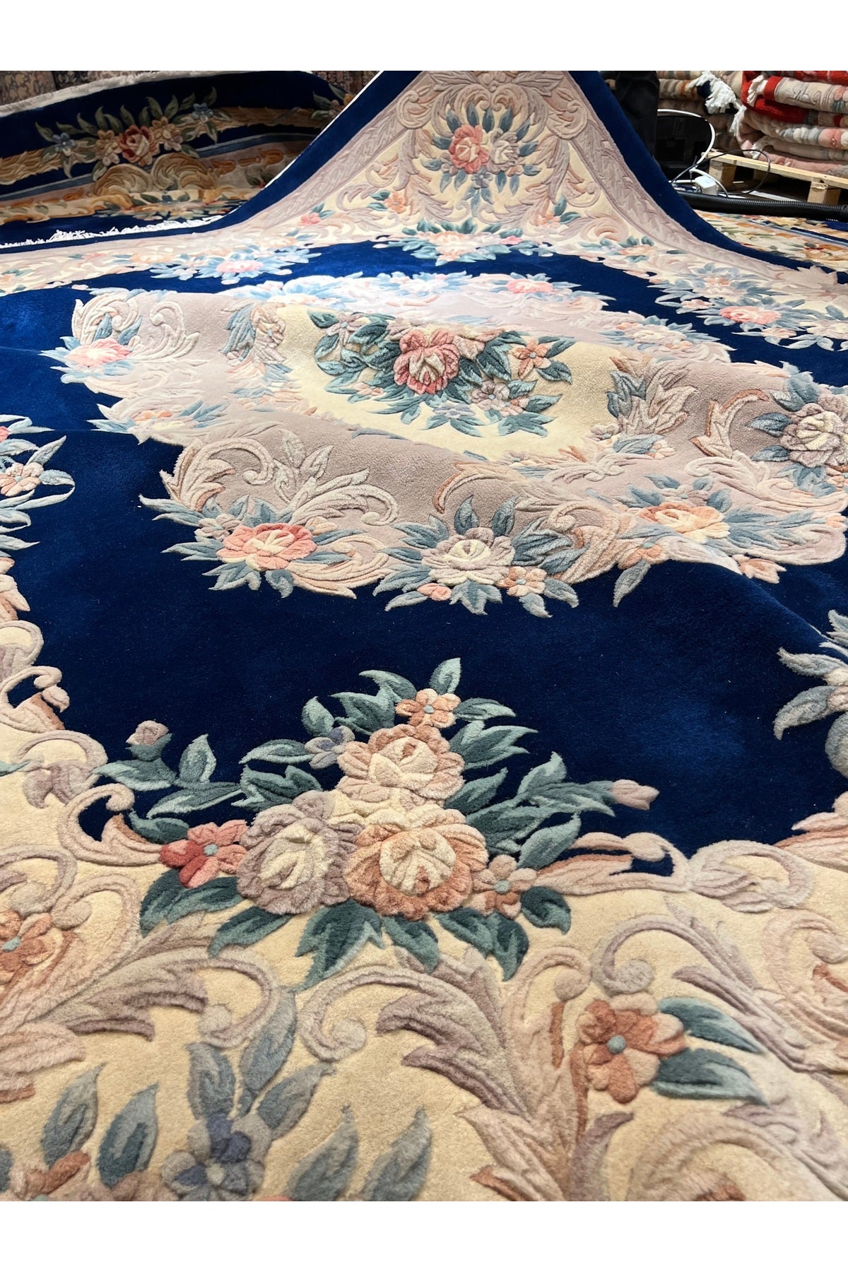 RD RAMAZAN DAG Hand Rug Art Hand-Woven Embossed Chinese Rug Premium Quality Navy Color Exceptional bir Urun Size 300x240 - MALLTURK