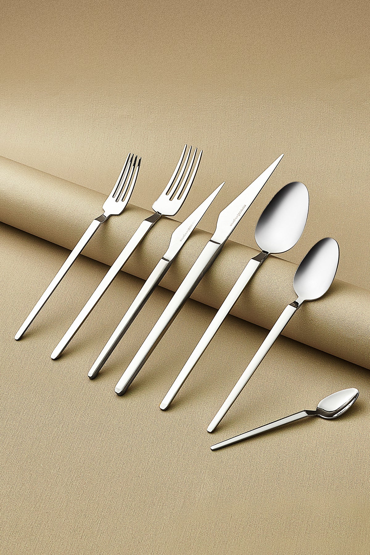 Karaca elegance glacial platin 12 Place Setting 84 Piece Flatware Set - MALLTURK
