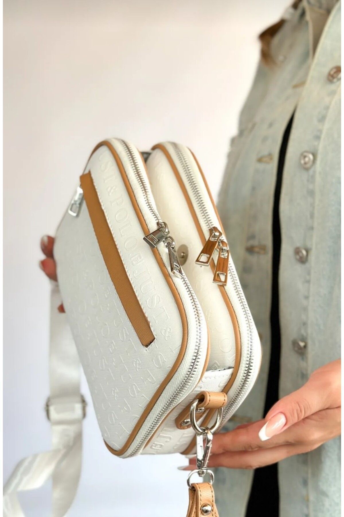 Just Polo Women's 3D Just & Polo Patterned Vegan Shoulder and Handbag 4023 White - MALLTURK
