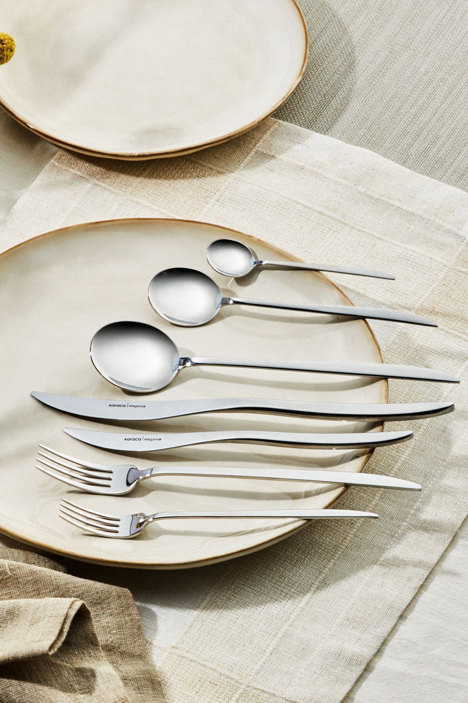 Karaca amour 84 Piece 12 Place Setting Flatware elegance Boxed - MALLTURK