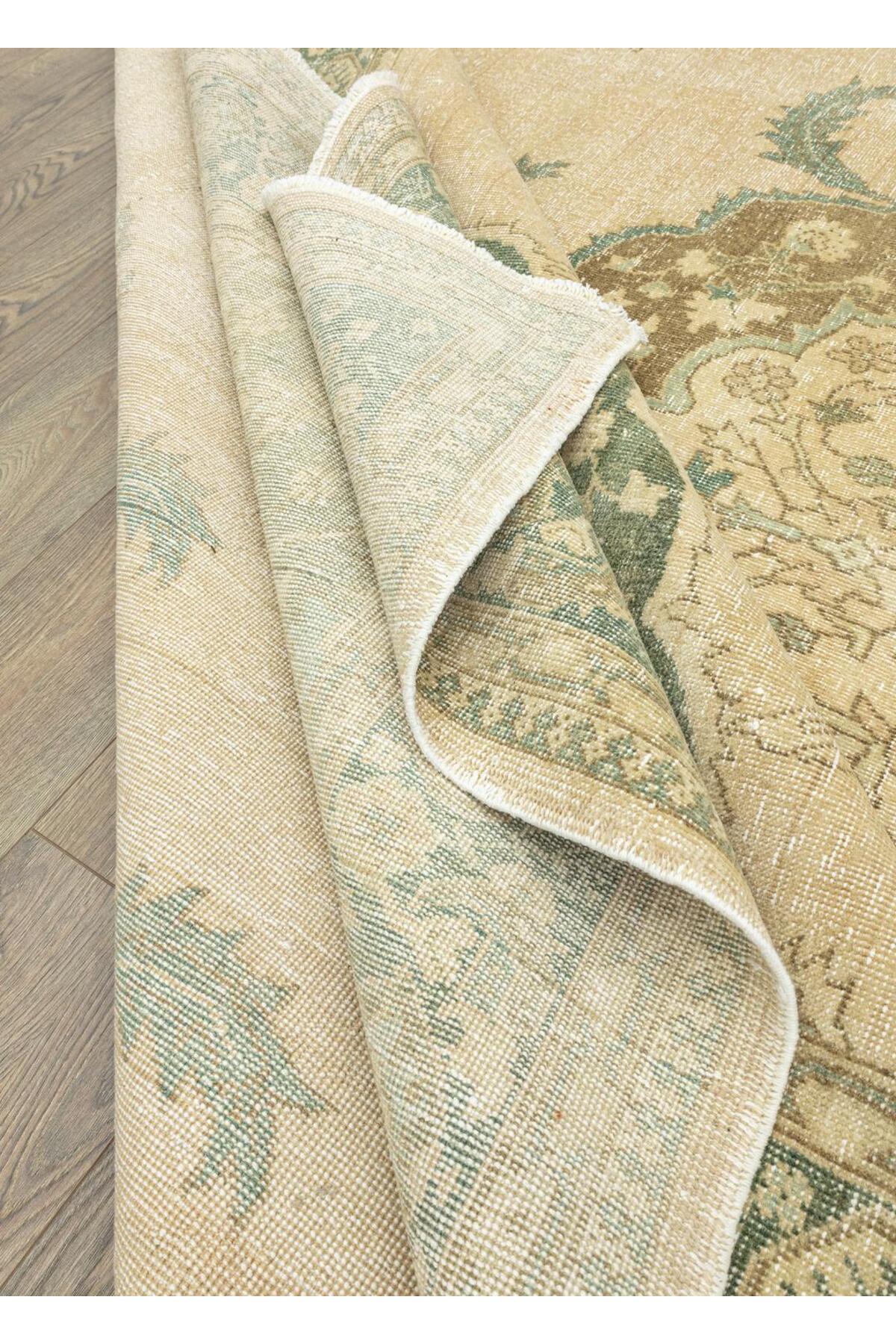 Soho Antiq Bangu Vintage Hand-Woven Isparta Rug 280x387 cm - MALLTURK